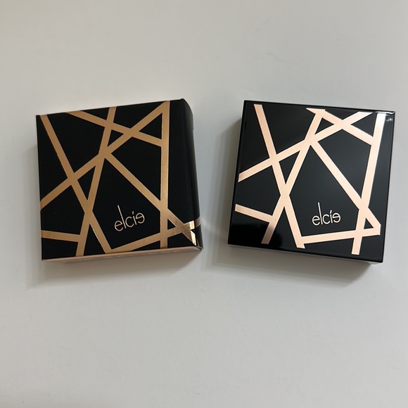 Elcie Cosmetics Luna Eclipse Highlighter, color is Luna - Picture 6 of 6